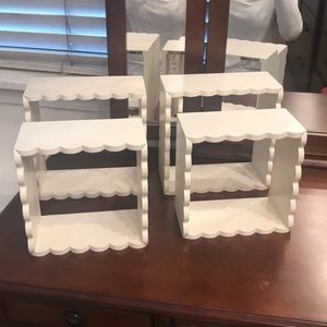 Square floating shelves